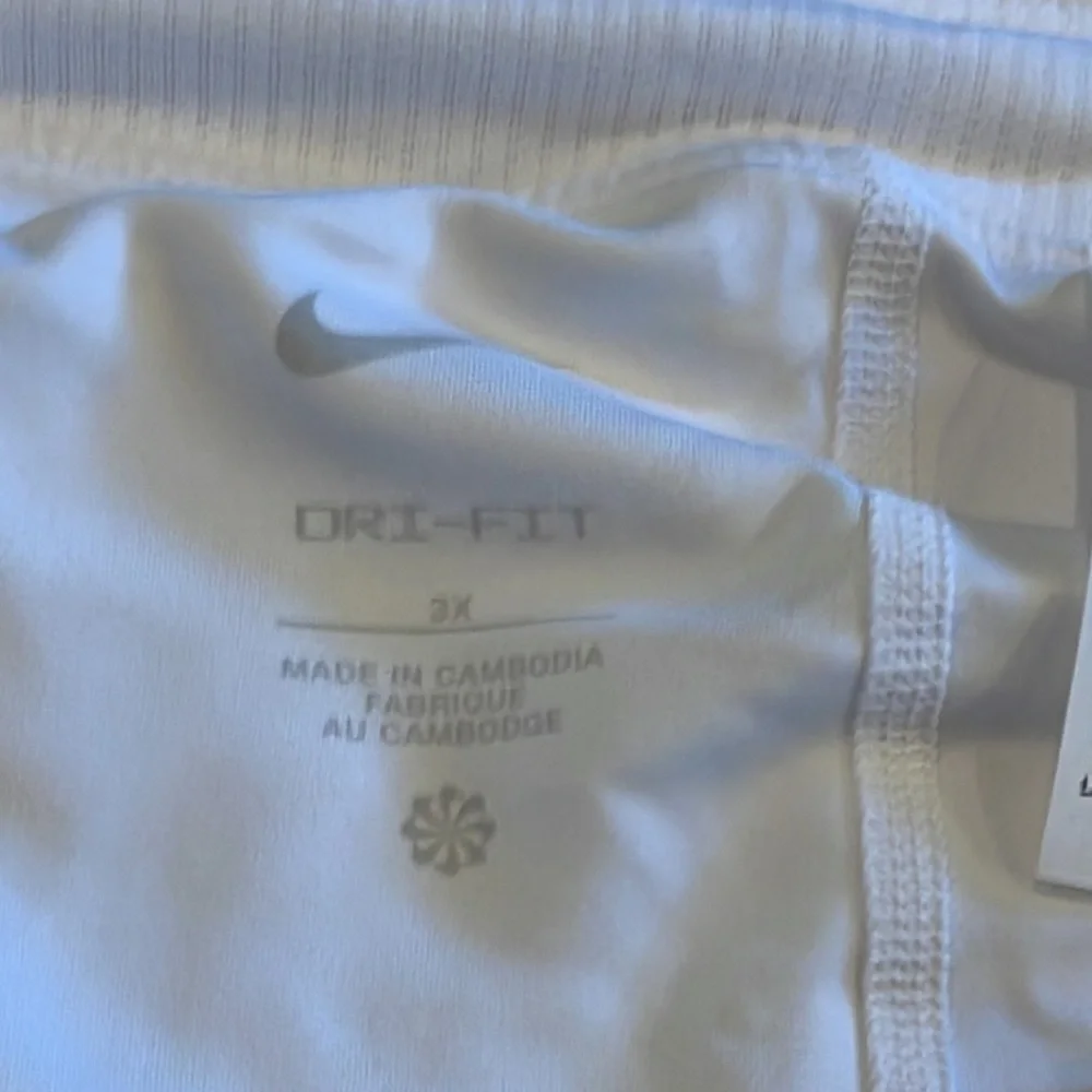 Nike Women’s NikeCourt Dri-FIT Victory
Flouncy Skirt NWT - Picture 9 of 12